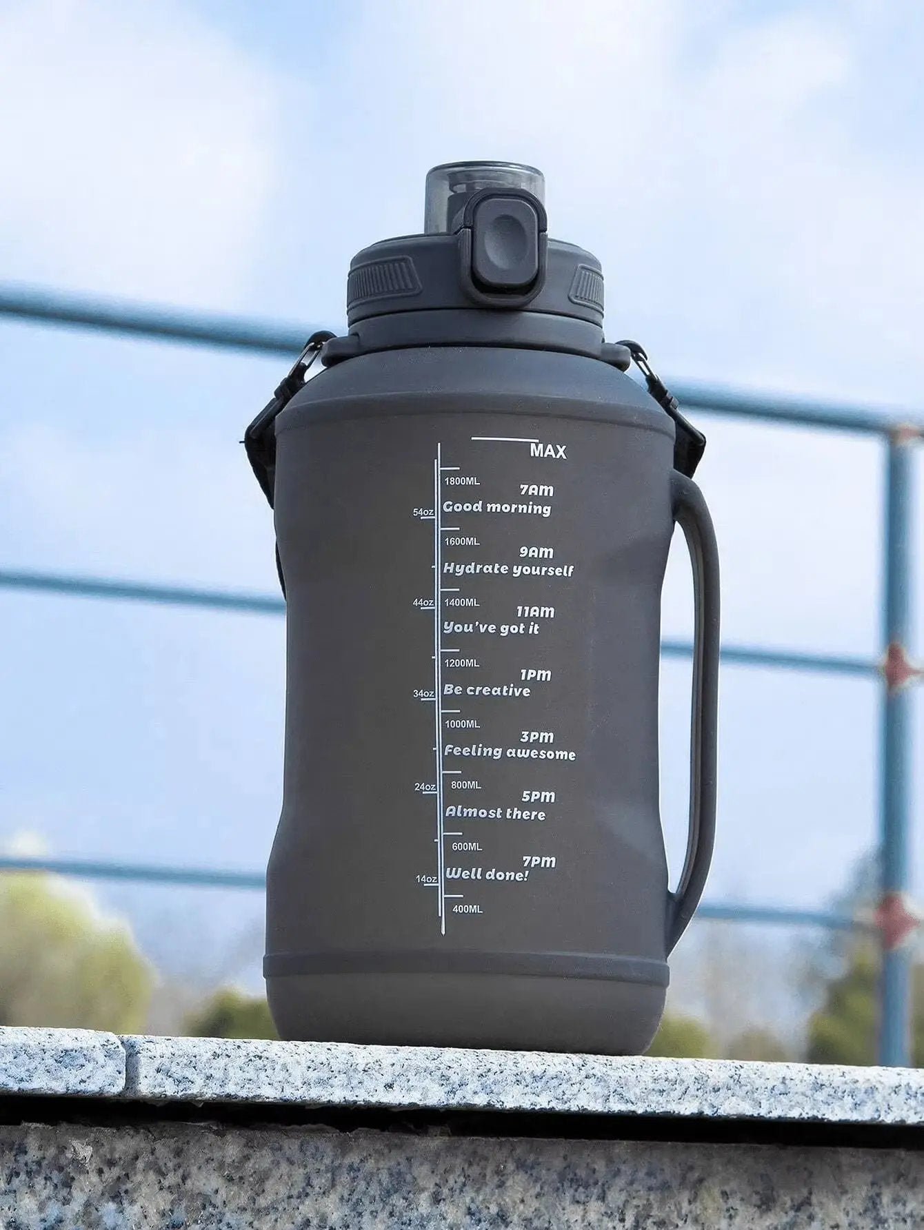 HydraFlex™ 2L Foldable Silicone Water Bottle – Ultimate Sports & Outdoor Hydration